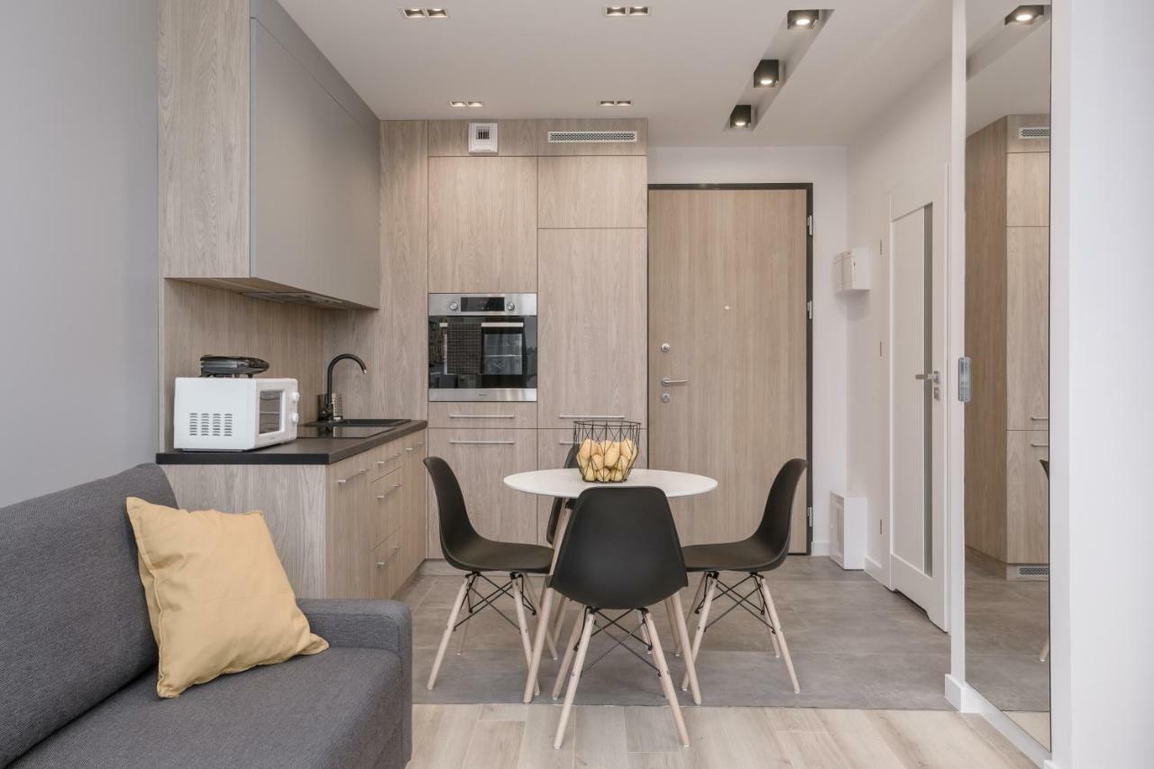 Chill Apartments Wola وارسو المظهر الخارجي الصورة